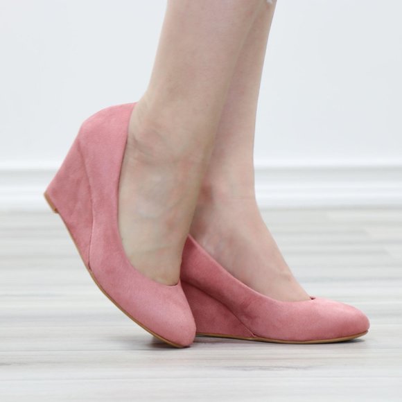 Shoes - Low Wedge Heel Mauve Faux Suede Round Toe